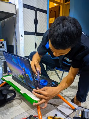 Servis Laptop Panggilan